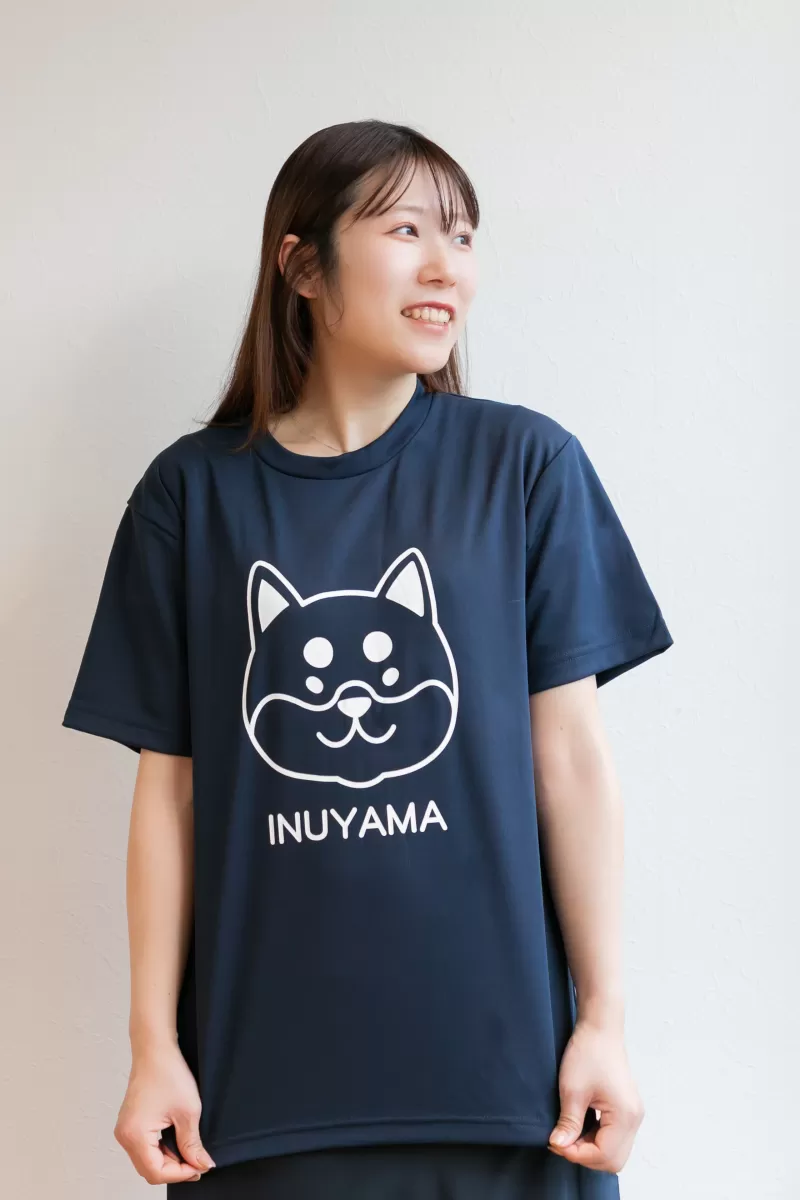 カフェのスタッフ用Tシャツ